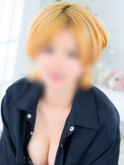 ニア(26)