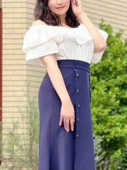 金井れみ(27)