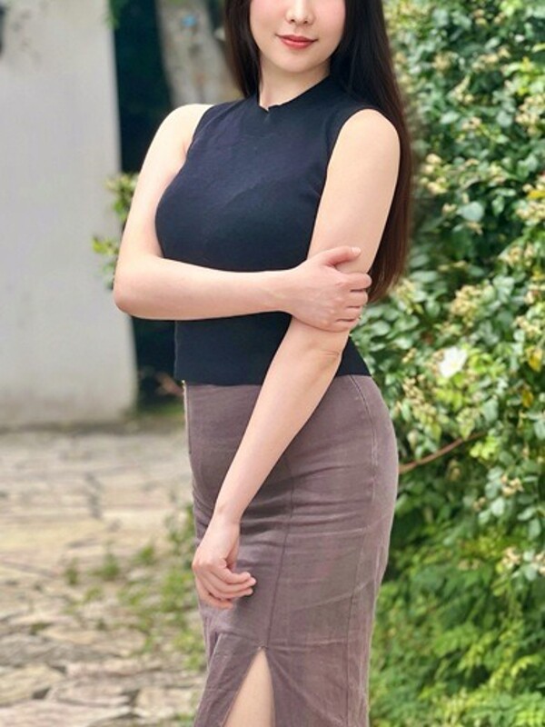 桐島みこと(32)