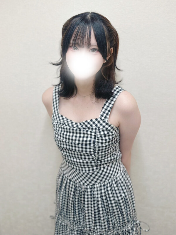 みと