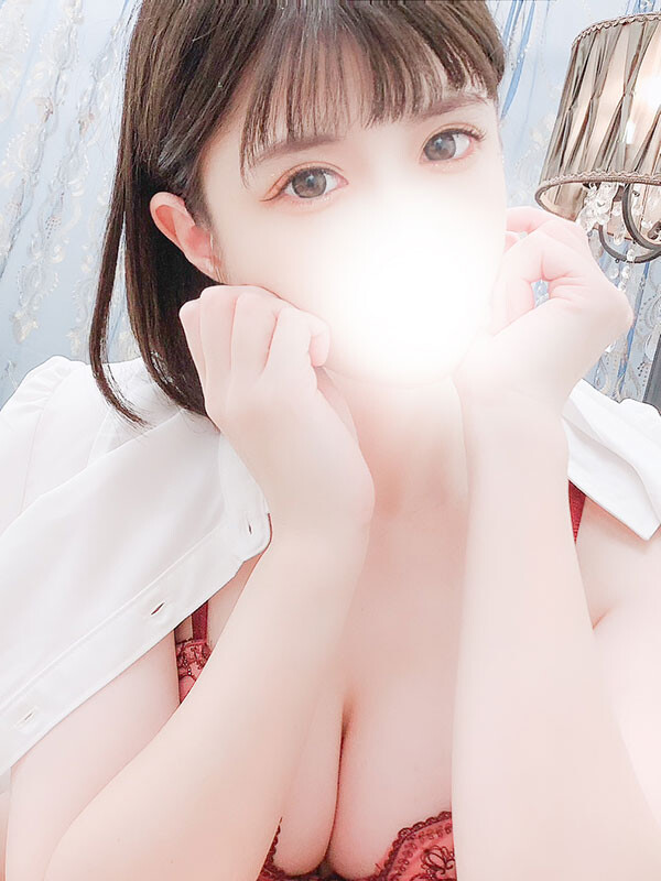えみり(27)