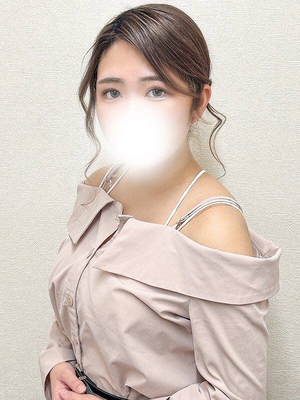 あみな(24)