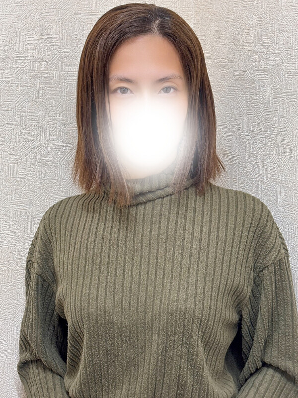 れい(36)
