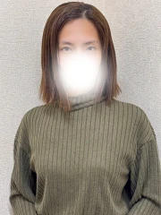 れい(36)