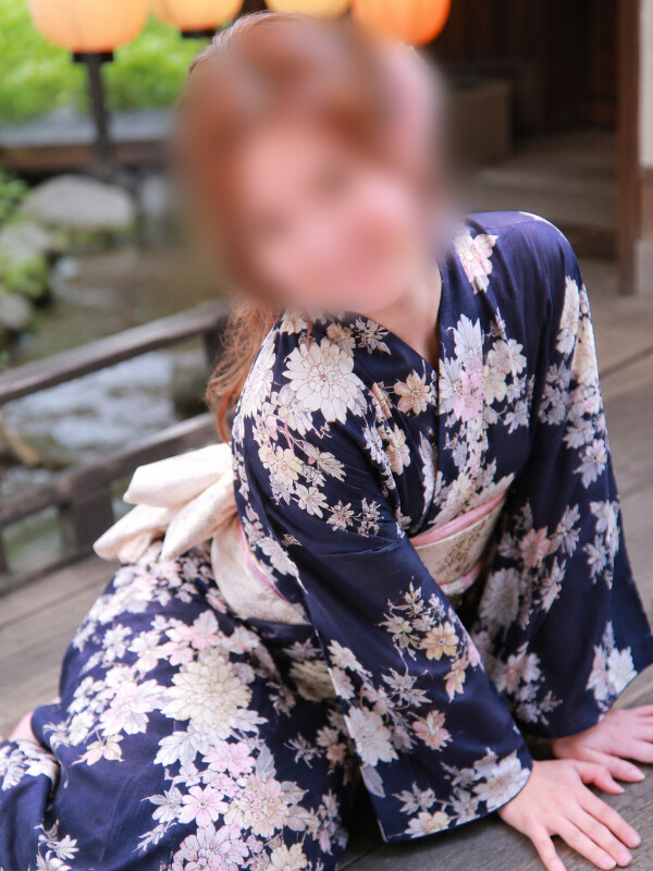 あや
