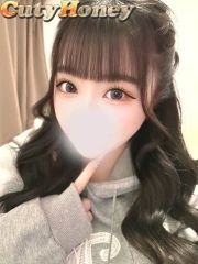 ひな(22)