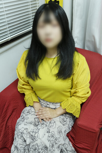 涼沢さえ(26)