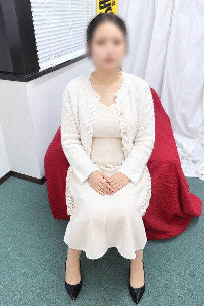 矢神せな(30)