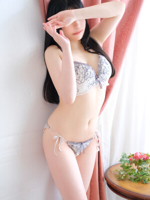 ひなみ(28)