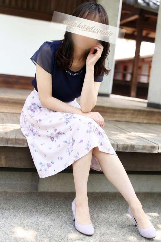 紀子(のりこ)(45)