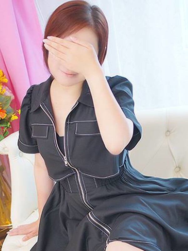 白井　なぎさ
