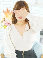 神木　りさ(35)