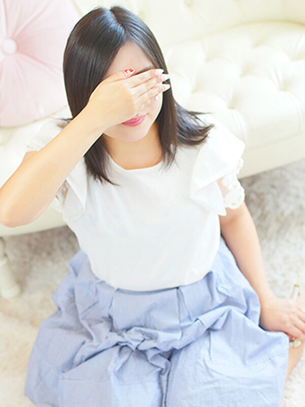 香坂　菜々(30)