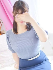 江藤　亜美(27)