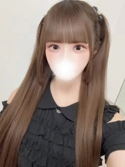 なつ(21)