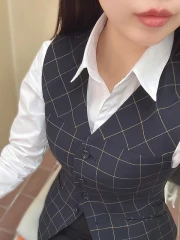 結城りおな【OL委員会】(28)