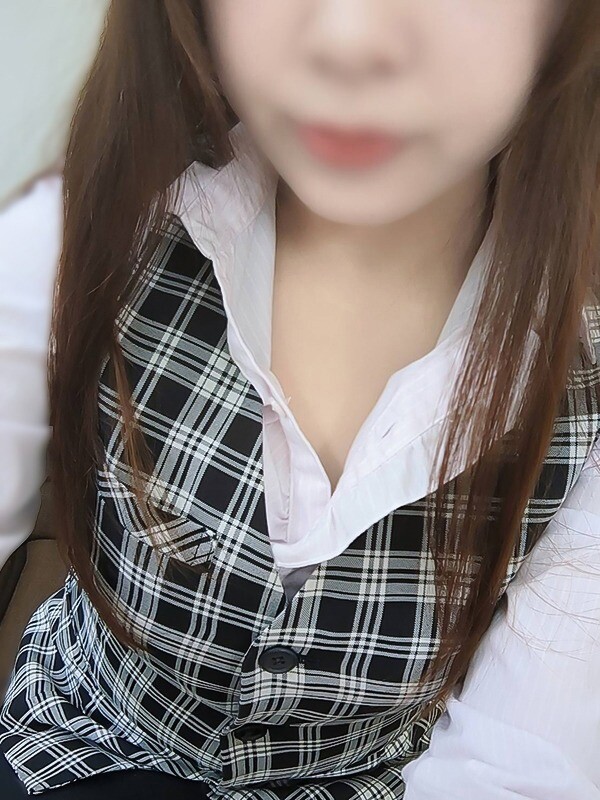 星乃　あいり(24)