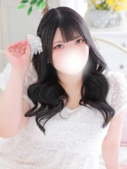 みい(20)
