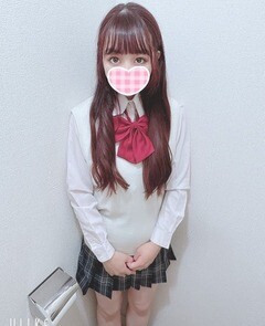 モナカちゃん(20)