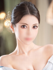 琥珀 香織(22)