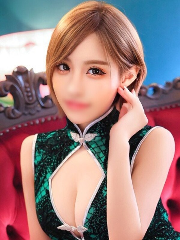 成美(21)