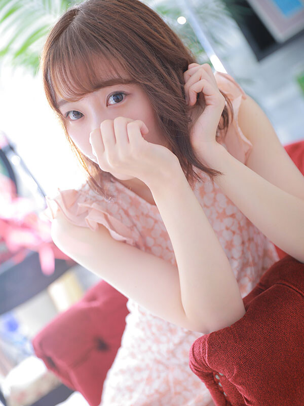 花村ゆり(22)