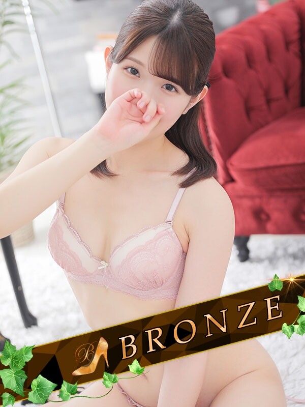 雪白りりな