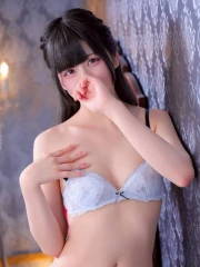 彩木みどり(18)
