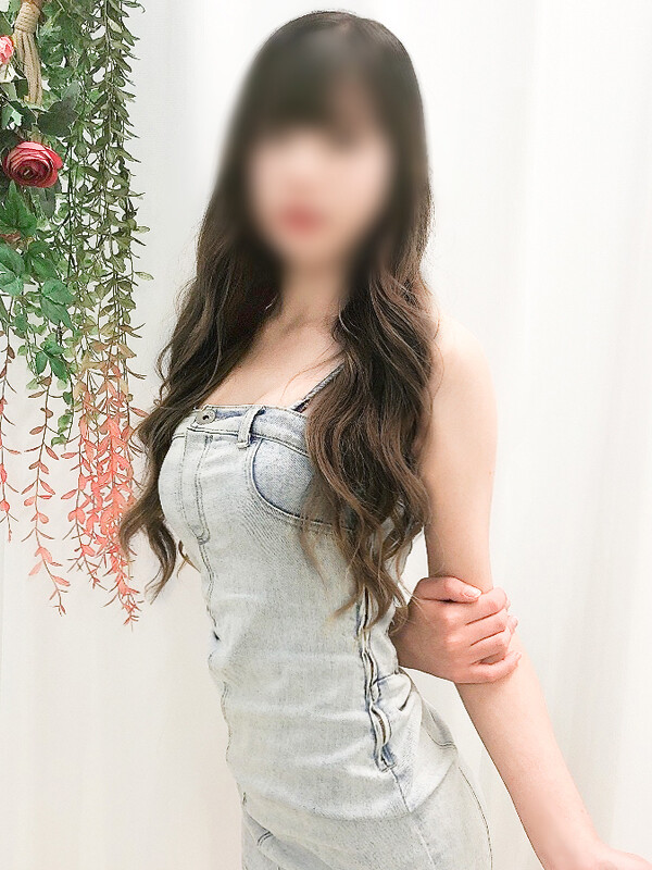 白石りりあ(18)