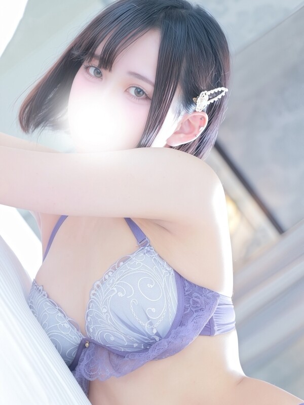真白みるく(20)