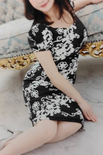 一色景子(52)