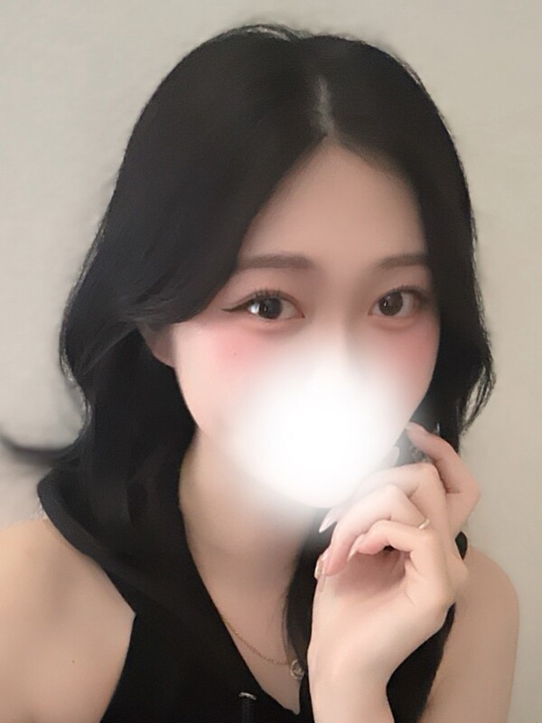 伊桜れおん(20)