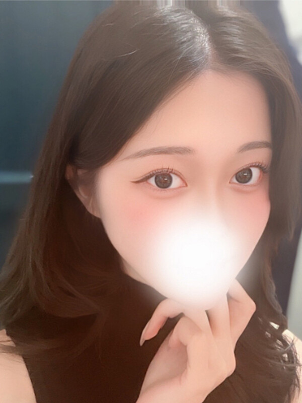伊桜れおん(20)