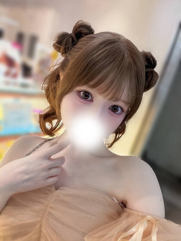 葉月かれん(23)