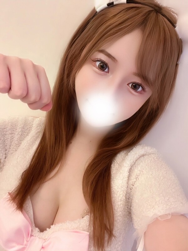 胡蝶ゆきな(23)