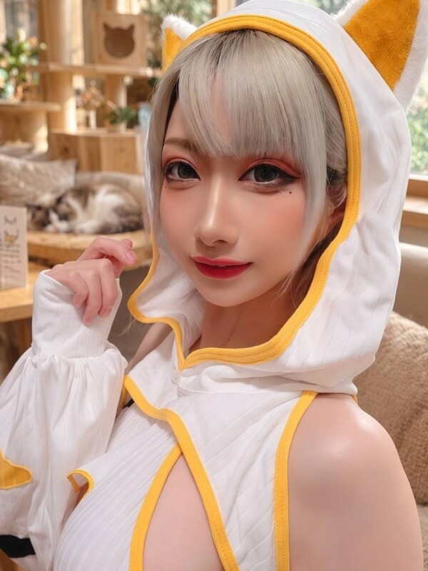 鷹宮ゆい(27)