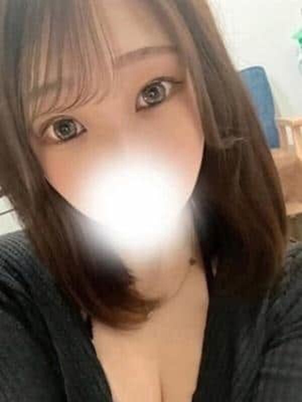 みく(22)
