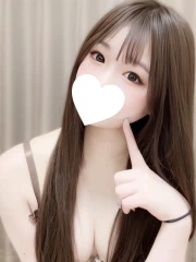 もえ(21)