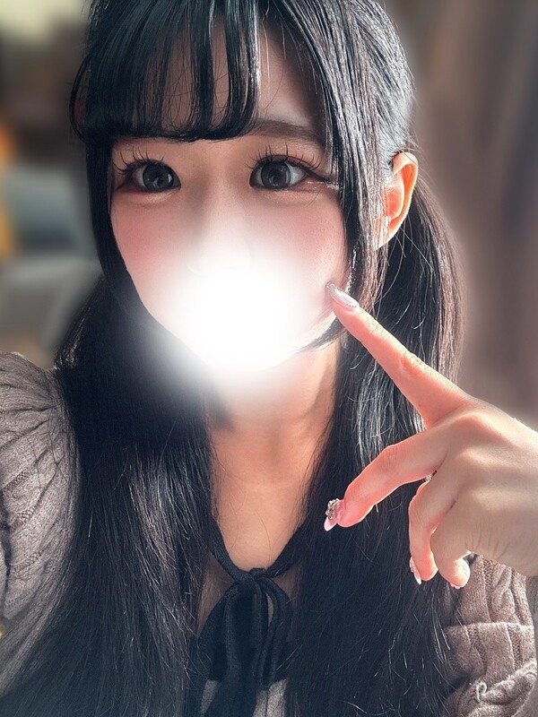 みり(20)