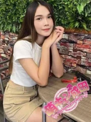 みわ(22)