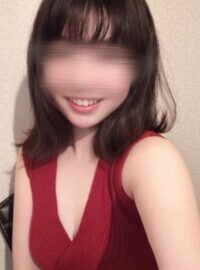 菅谷ななこ(23)