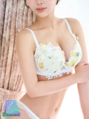 牧野かや(22)