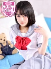宇佐美かれん(22)