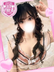 菓子野もこ(25)