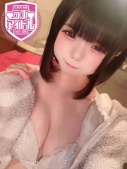 七瀬ここ(20)