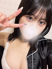 若妻ラブ(LOVE) れいな(24)