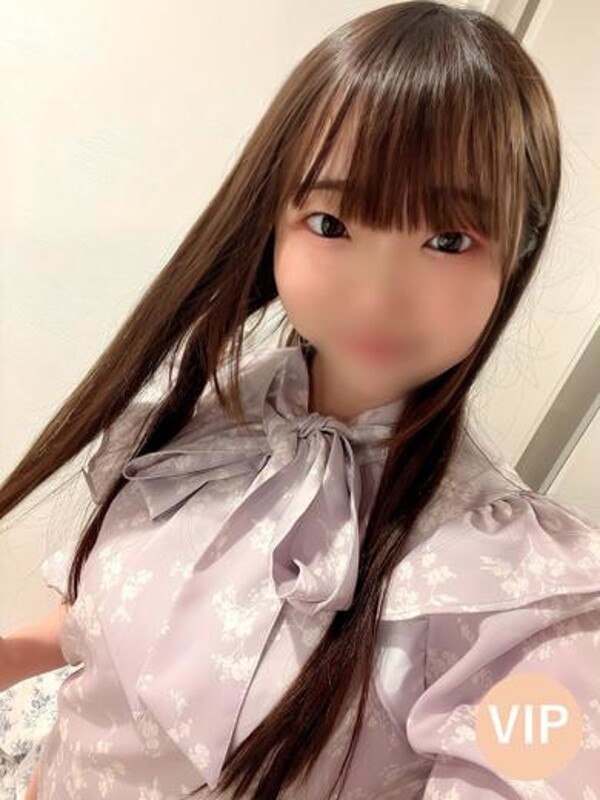 ユリナ(21)