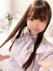 ユリナ(21)