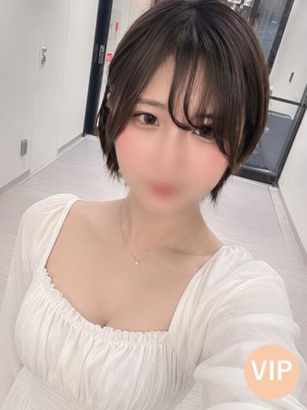 サエ(23)