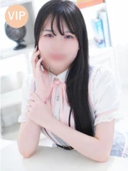 エミリ(20)